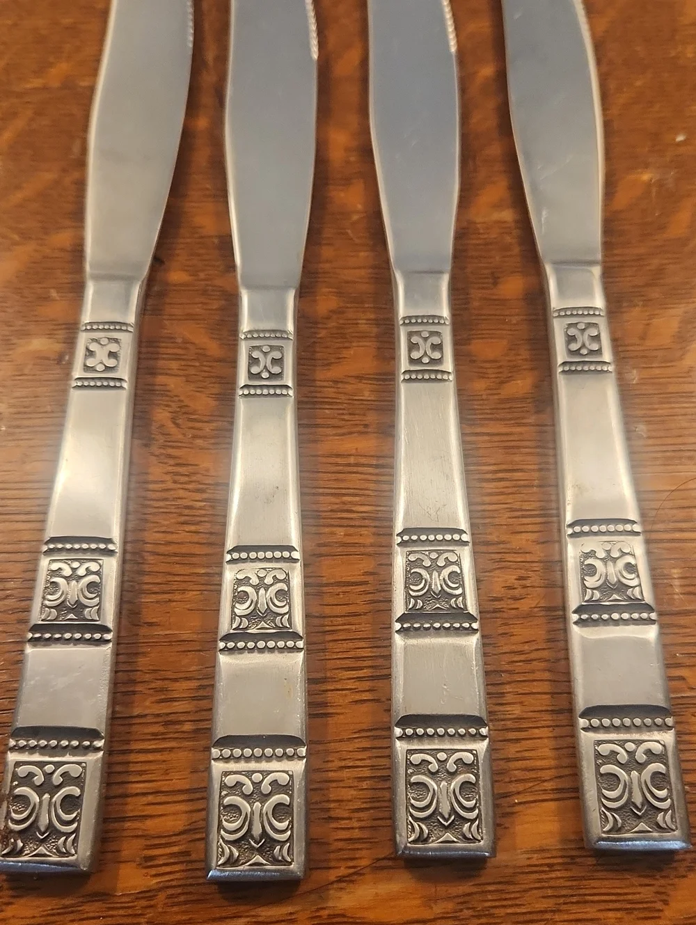 Vintage Towle SSC Stainless Flatware - Replacement Dinner Knives (Set of 4)